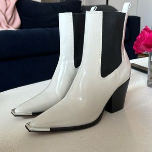 Schutz - white heeled booties - 9.5 - never worn